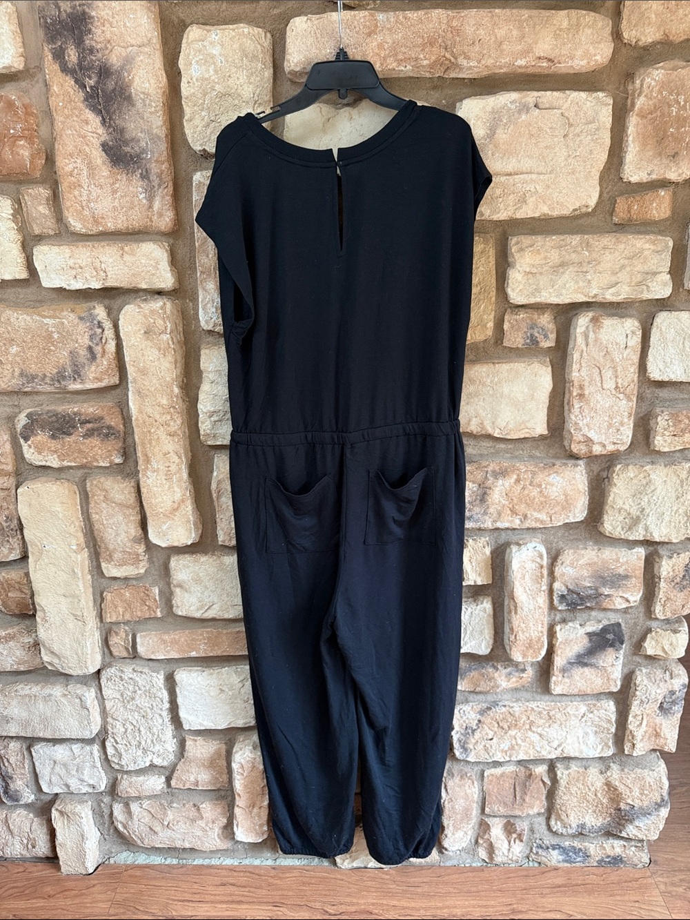 Lou & Grey Signaturesoft Split Neck Jumpsuit size xl nwt - Picture 4 of 7